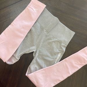 Gym shark leggings